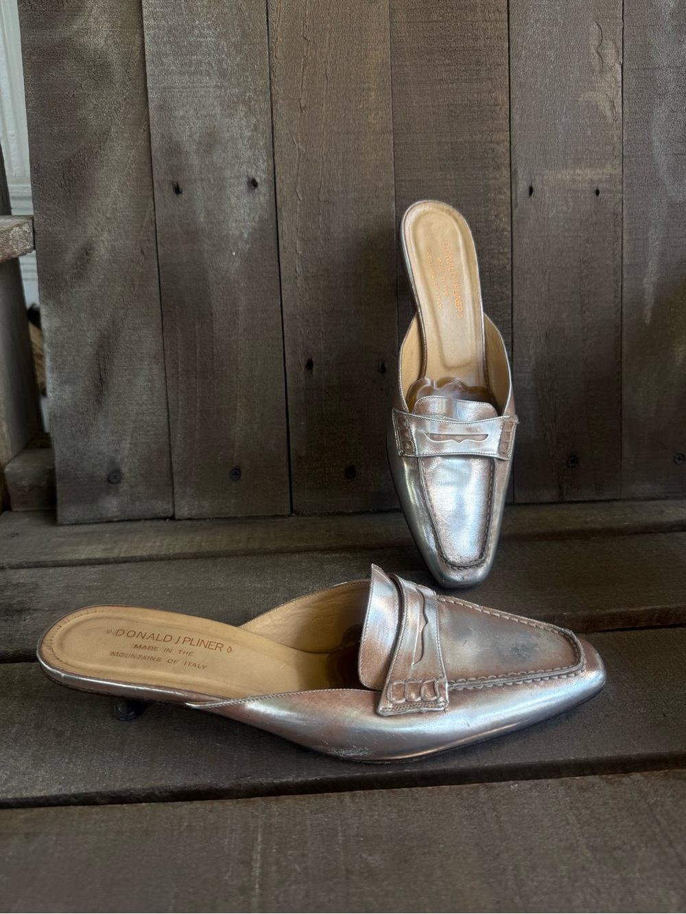 Donald J Pliner Silver Metallic Leather Loafer Mules - Size 8
